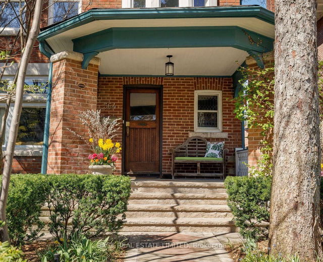 364 Palmerston Boulevard