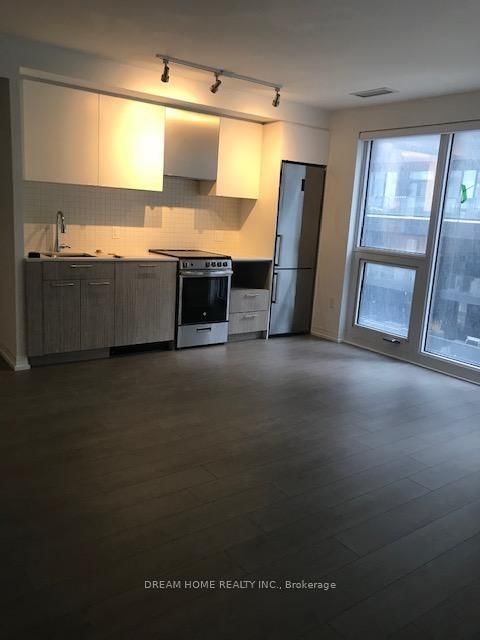 415 - 251 Jarvis Street