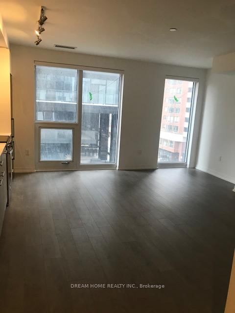 415 - 251 Jarvis Street