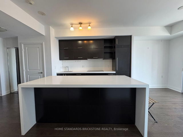 3411 - 1080 Bay Street