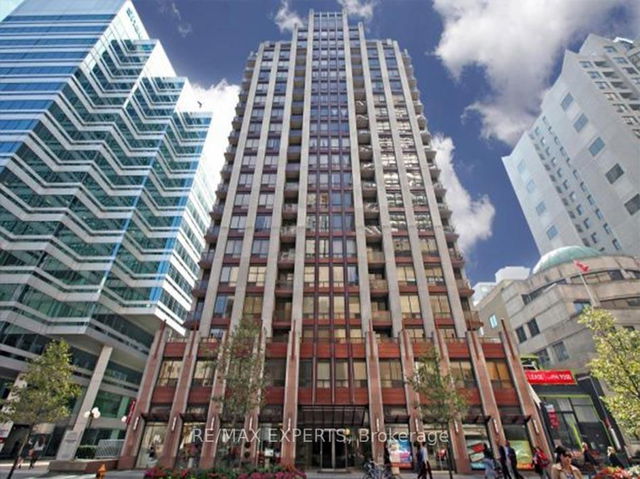 912 - 85 Bloor Street