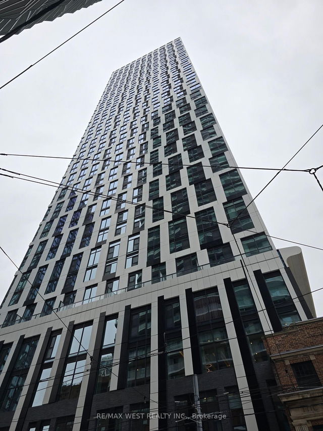 2708 - 252 Church Street
