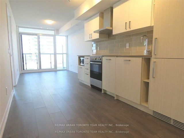 1605 - 125 Redpath Avenue