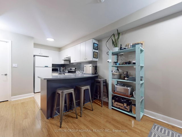 152 - 415 Jarvis Street