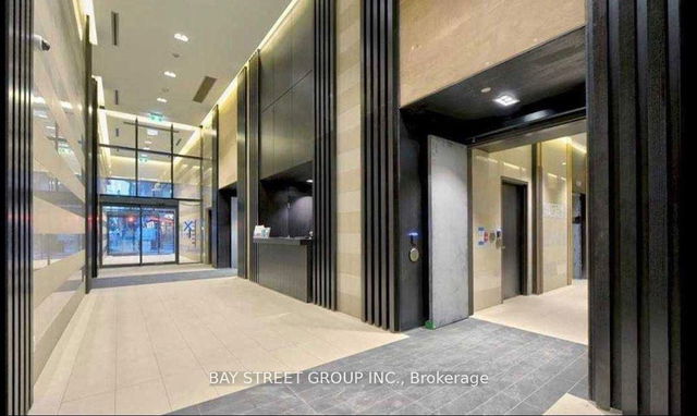 4805 - 501 Yonge Street