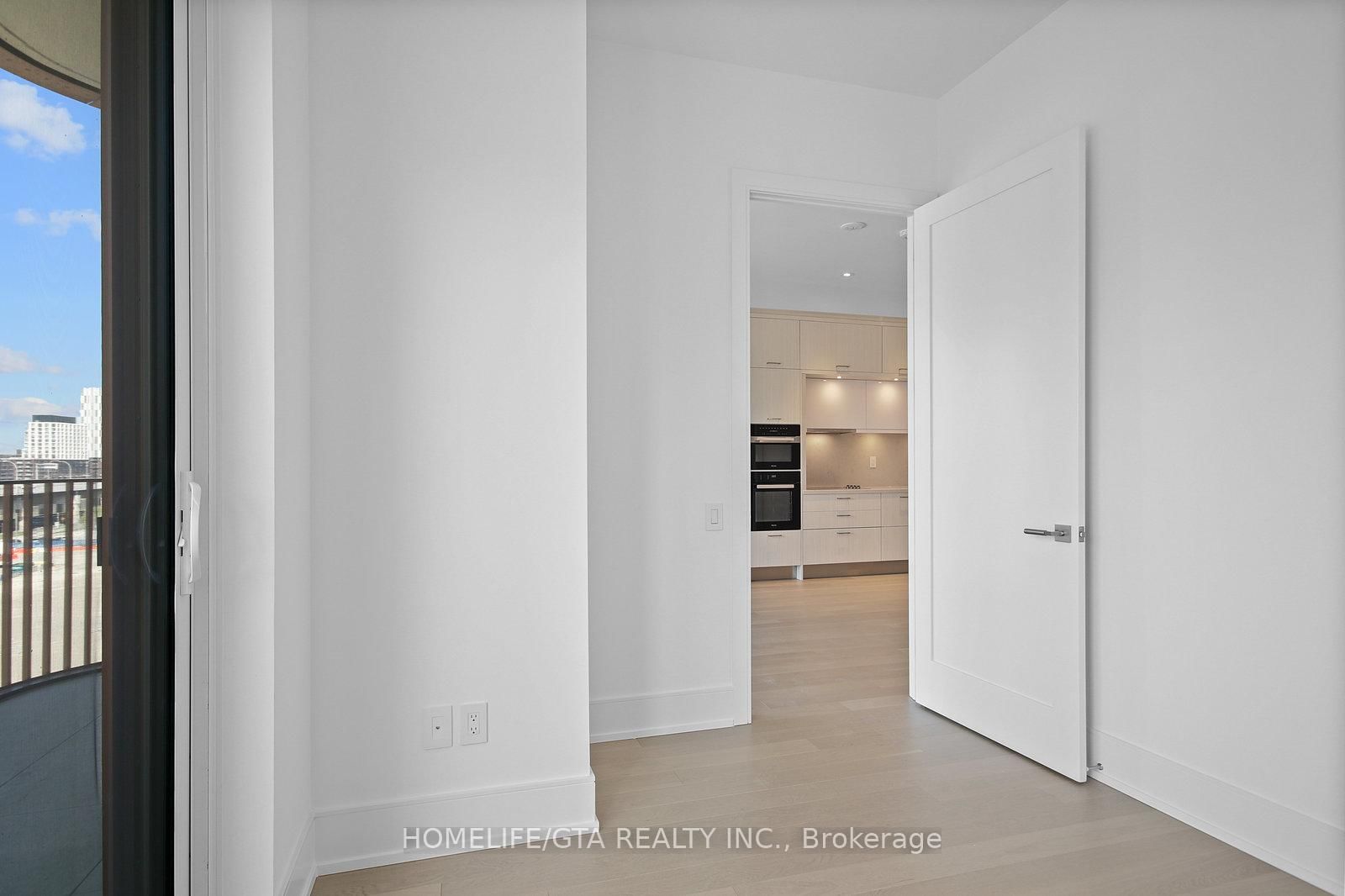 155 Merchants' Wharf, Unit 629 - Photo 18