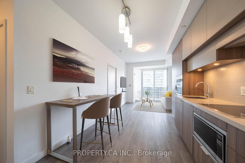 1412 - 8 Eglinton Ave E, Toronto, M4P 0C1 | Image 2