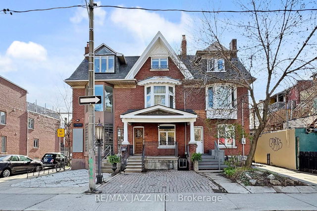 36 Clinton Street