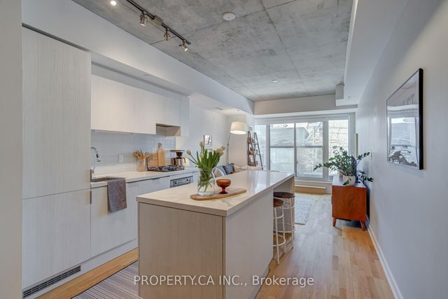 203 - 109 Ossington Avenue