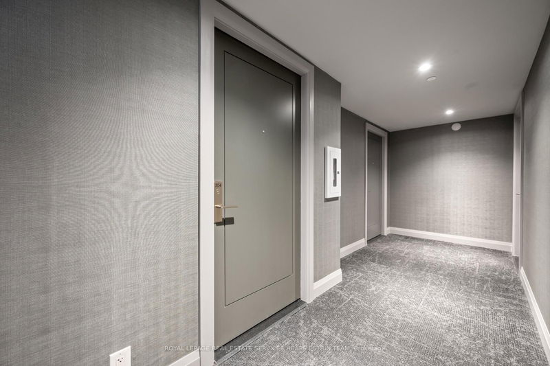 Room2