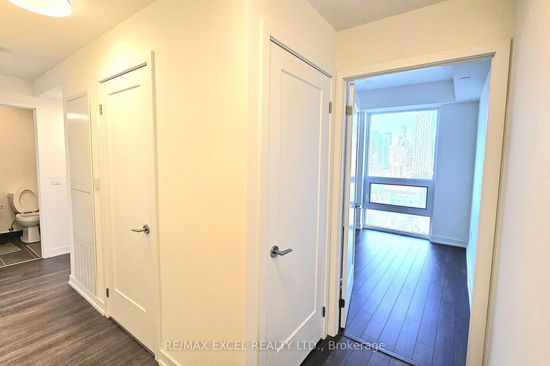 3303 - 89 Church St, Toronto, M5C 2G3 | Image 2