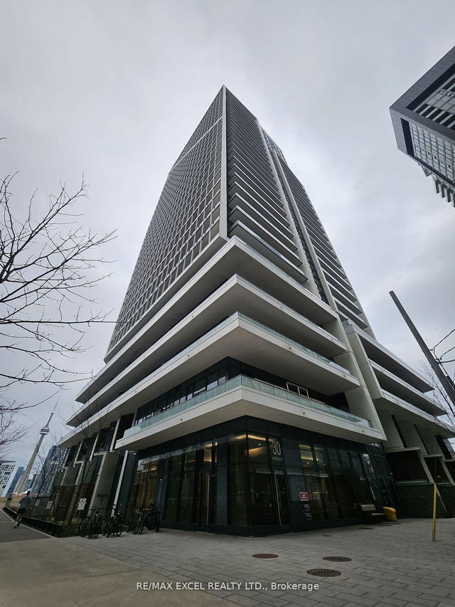1704 - 30 Ordnance Street