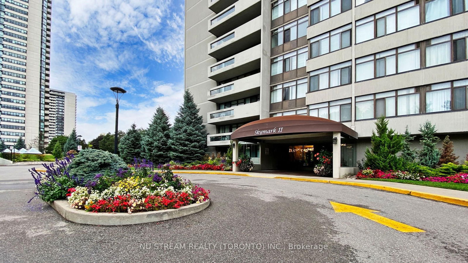 Condo for sale at 2406-1555 Finch Avenue, Toronto, Don Valley Village, M2J 4X9 - MLS: C12130451