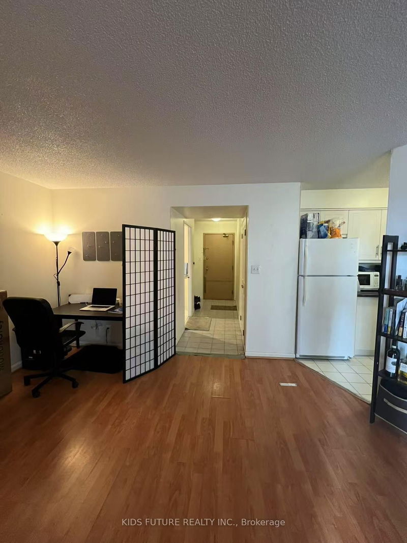 Unit 706 — 24 Wellesley St, Toronto - Bay Street Corridor image-0-0