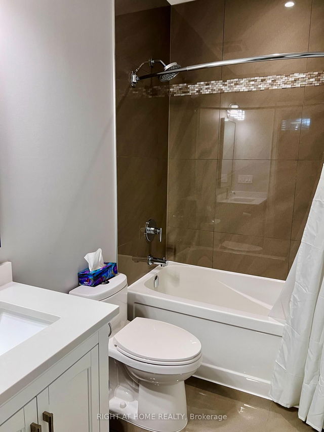 Room 3 - 35 Glenborough Park Crescent