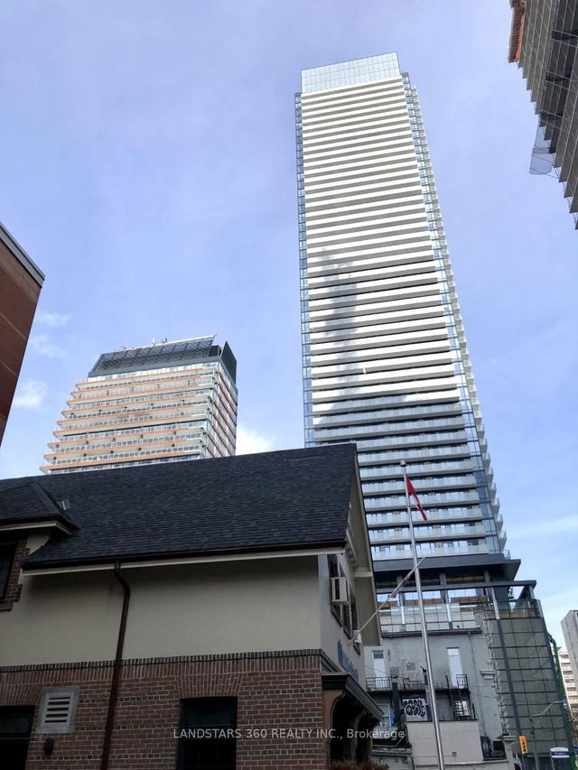 2907 - 501 Yonge Street