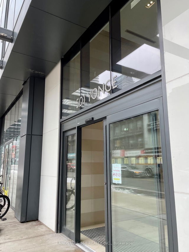 2907 - 501 Yonge Street