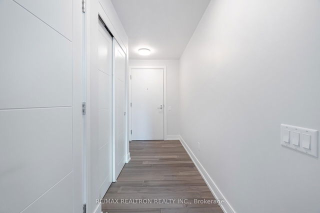 313 - 2525 Bathurst Street