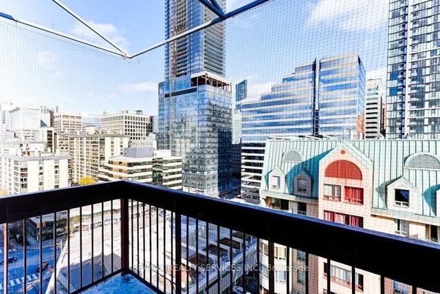 #1406 - 120 St Patrick Street W