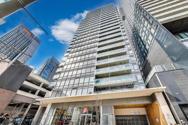 204 - 22 Wellesley Street