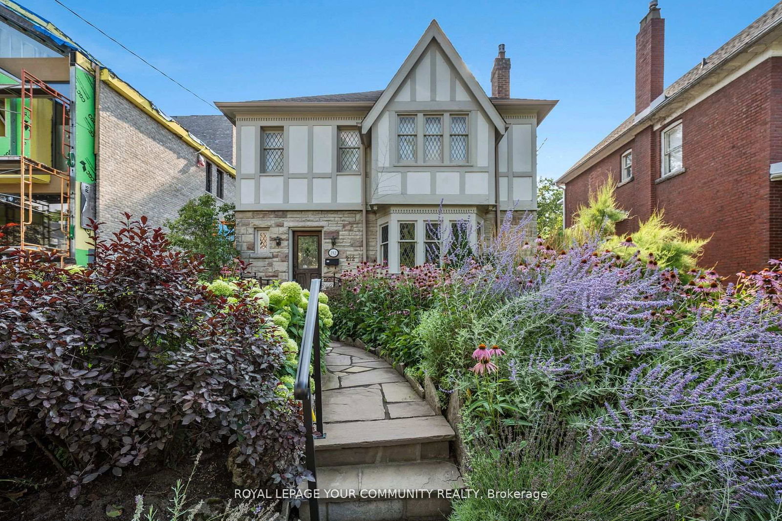 Detached House for sale at 212 Glenayr Road, Toronto, Forest Hill South, M5P 3C3 - MLS: C12130755