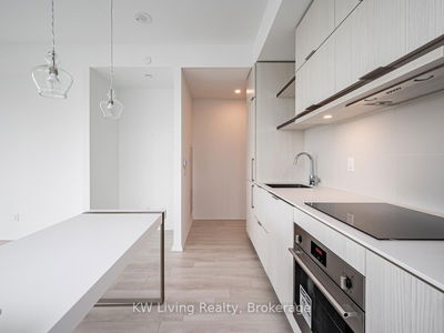 Unit 2102 — 197 Yonge St, Toronto - Church-Yonge Corridor image-0-4
