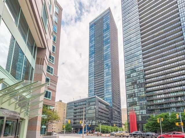 410 - 101 Charles Street