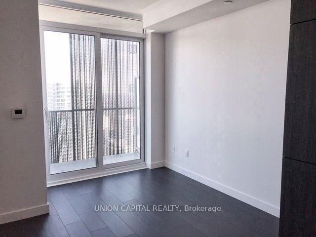 3109 - 8 Eglinton Avenue