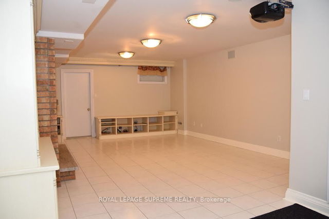 Bsmt - 6 Burke Street