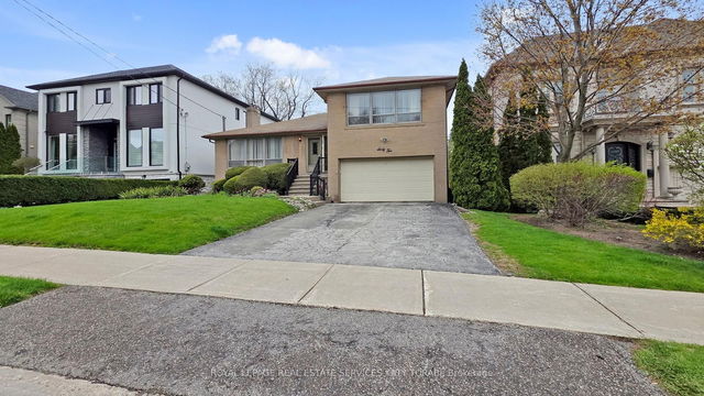 ON - 62 Munro Boulevard