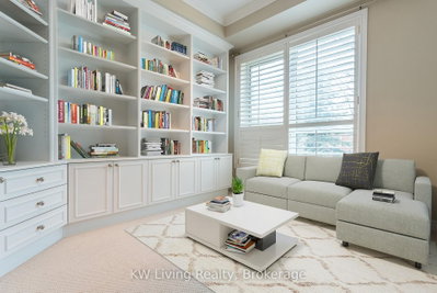 Condo leased at 219-11 William Carson Crescent, Toronto, Ontario, M2P 2G1 - St. Andrew-Windfields - MLS: C12131398