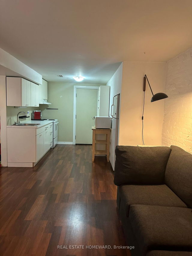 Basement - 66 Mackenzie Crescent