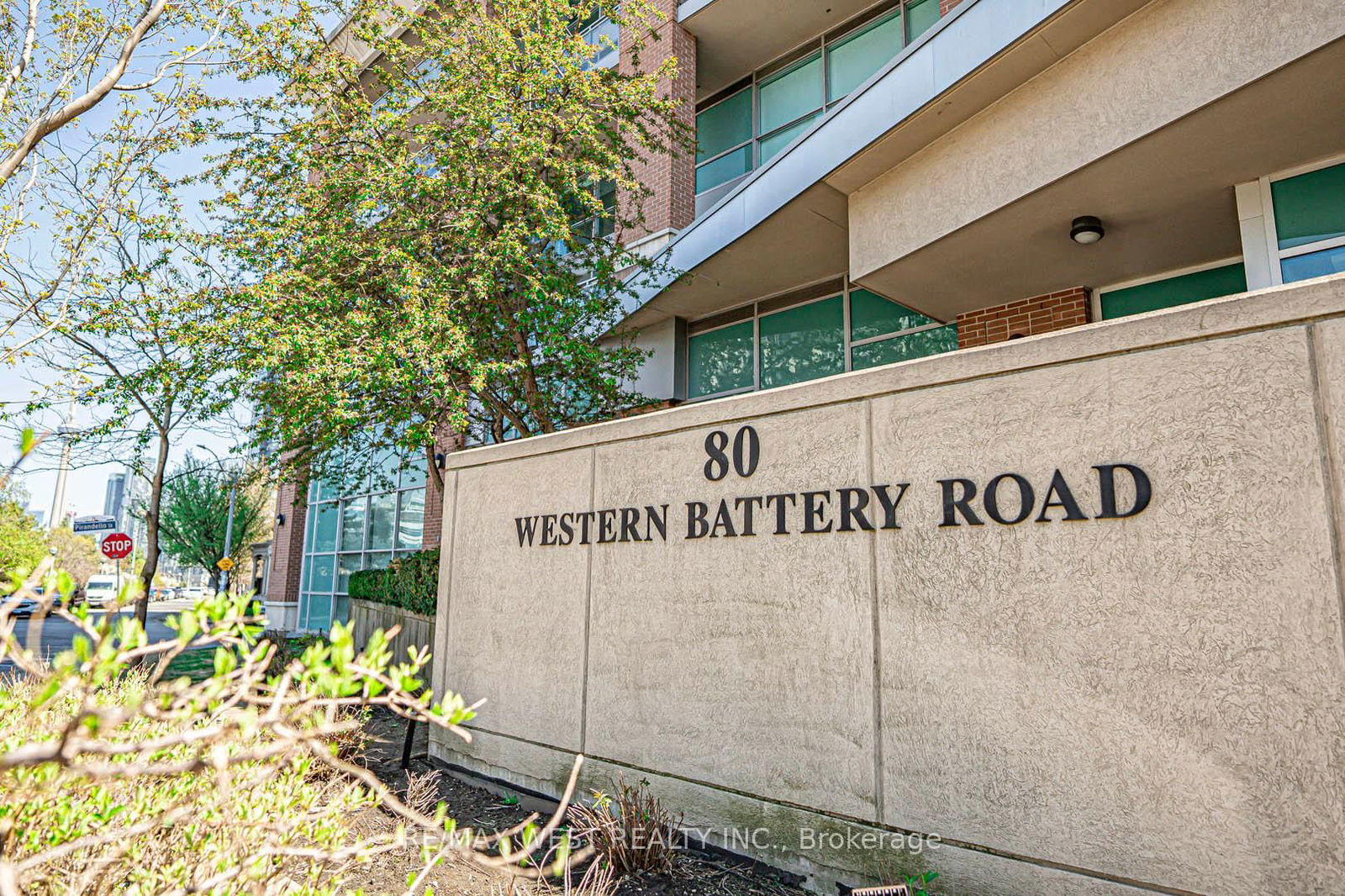 Condo for sale at 2311-80 Western Battery Road, Toronto, Niagara, M6K 3S1 - MLS: C12131453