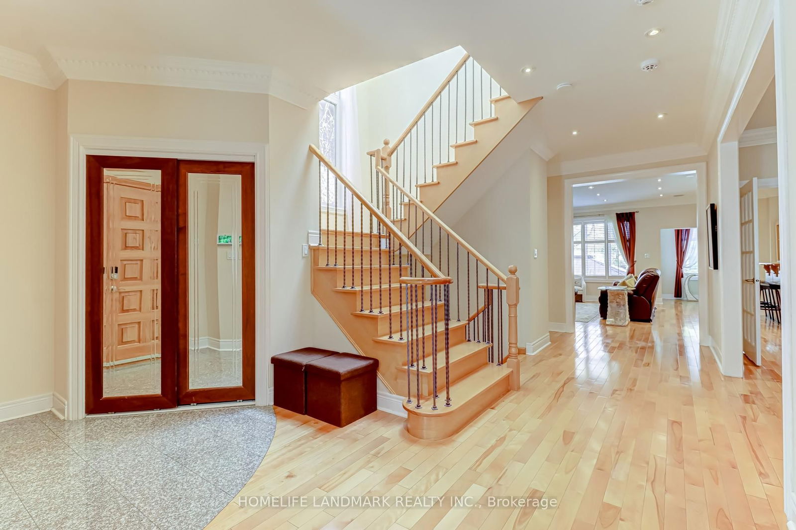 Detached House for sale at 217 Wilfred Avenue, Toronto, Willowdale East, M2N 5E2 - MLS: C12131537