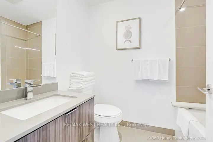 Condo for sale at 5507-395 Bloor Street, Toronto, North St. James Town, M4W 1H7 - MLS: C12131585