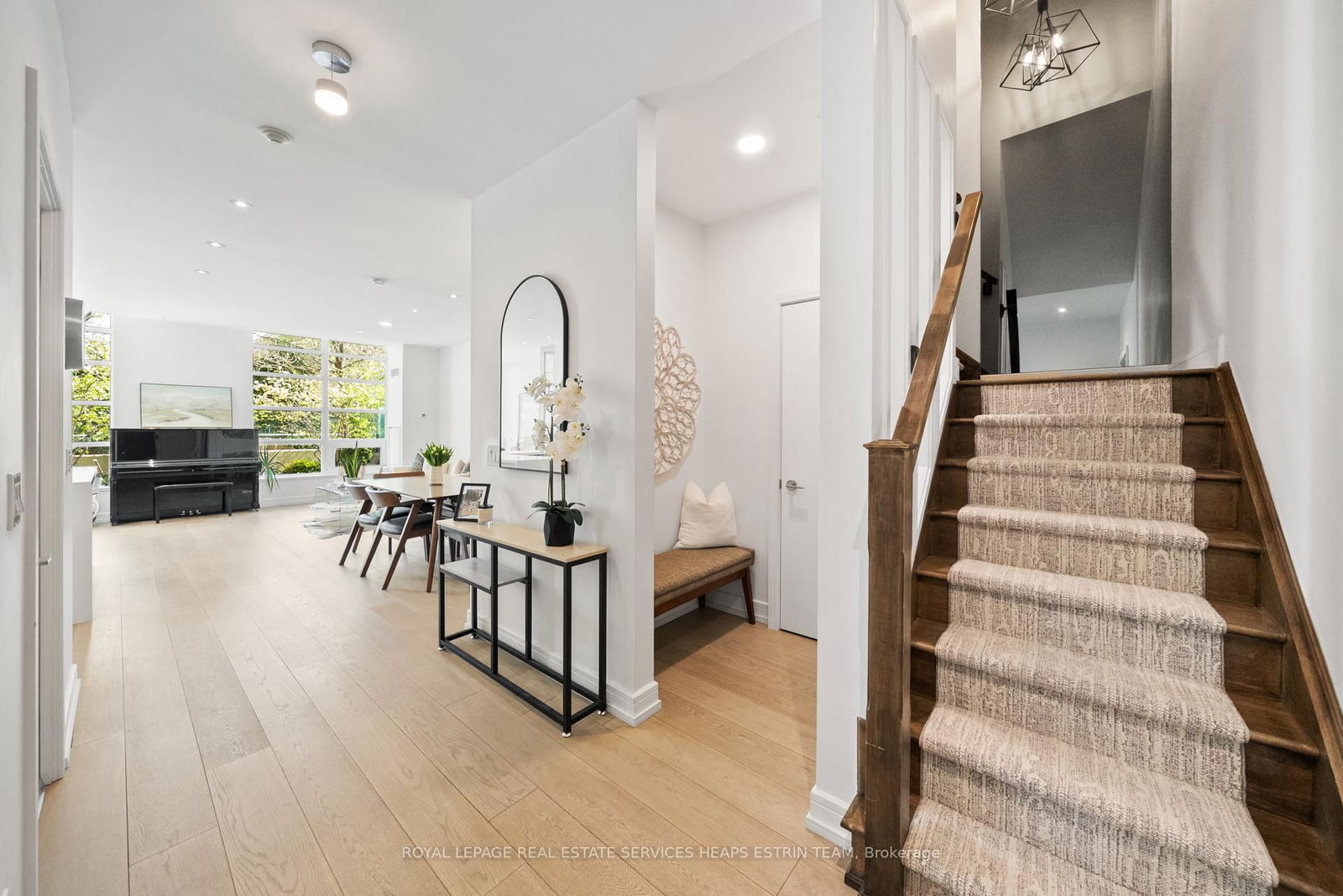 Townhouse sold at TH112-35 Brian Peck Crescent, Toronto, Leaside, M4G 0A5 - MLS: C12131721
