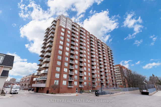 1216 - 1369 Bloor Street