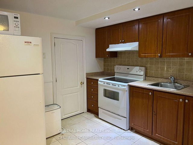 Bsmt - 20 Goulding Avenue