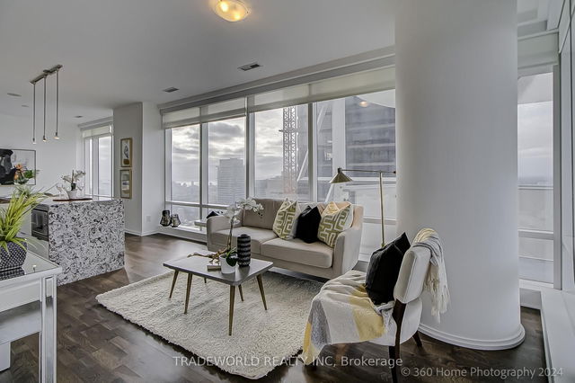 4909 - 1 Bloor Street