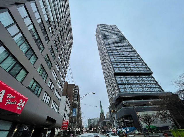 2711 - 319 Jarvis Street