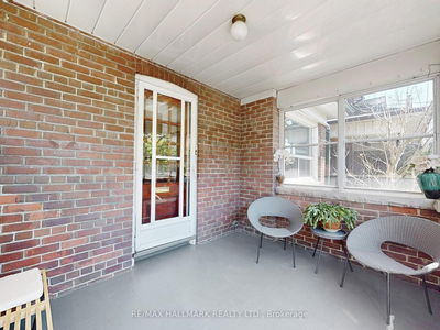 31 Robina Ave, Toronto - Oakwood Village image-0-3