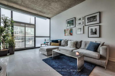 Unit 909 — 60 Bathurst St, Toronto - Niagara image-0-1