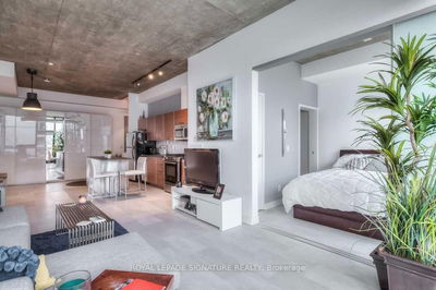 Unit 909 — 60 Bathurst St, Toronto - Niagara image-0-3