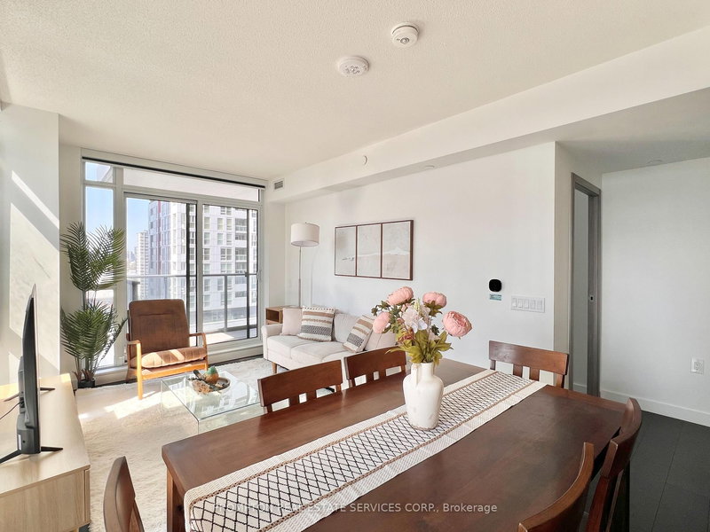 1811 - 38 Widmer St, Toronto, M5V 0P7 | Image 2