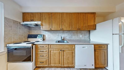 Unit 35 — 551 Steeles Ave, Toronto - Newtonbrook West image-0-4