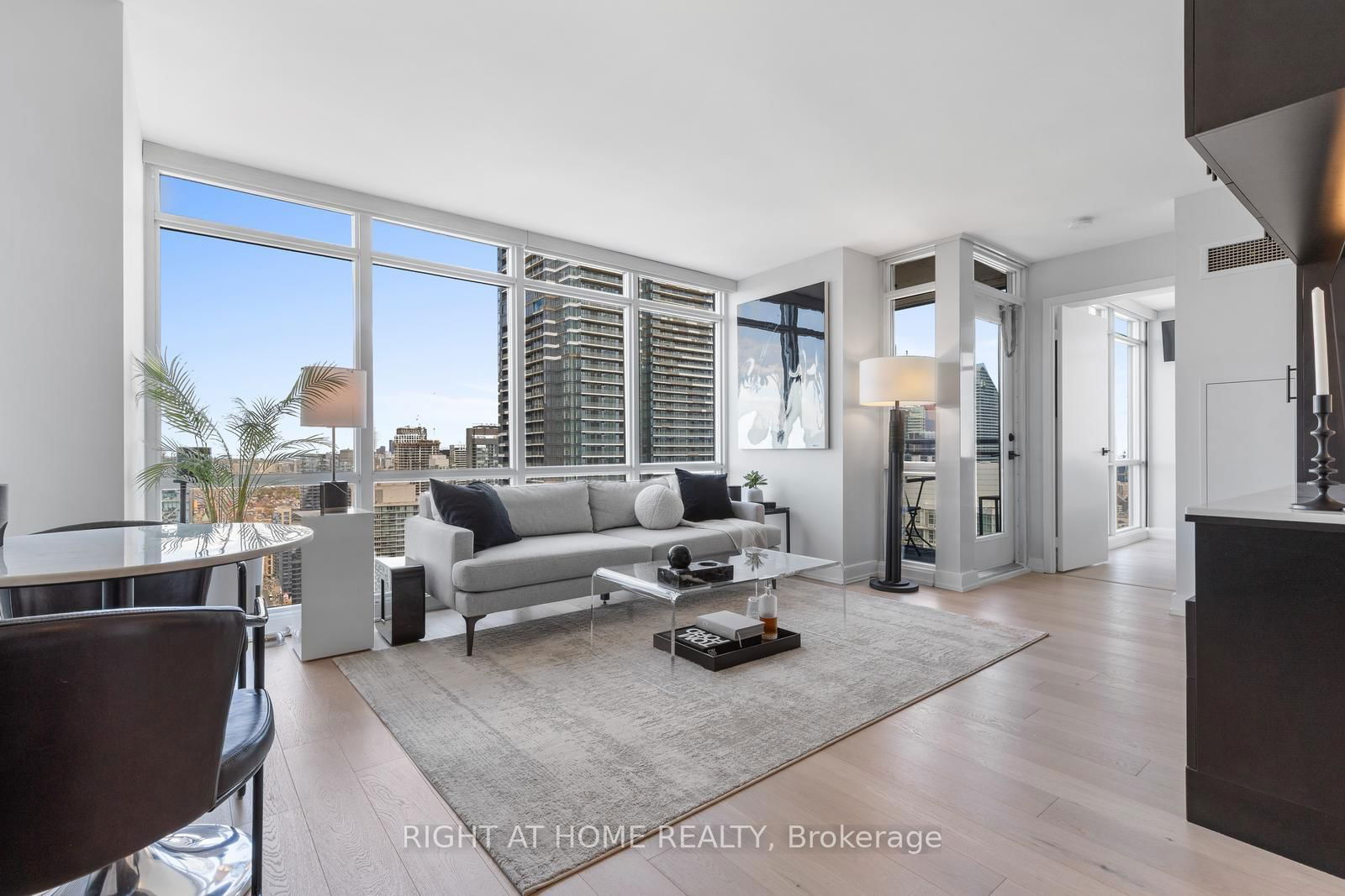 Condo for sale at 5306-11 Brunel Court, Toronto, Waterfront Communities C1, M5V 3Y3 - MLS: C12132254