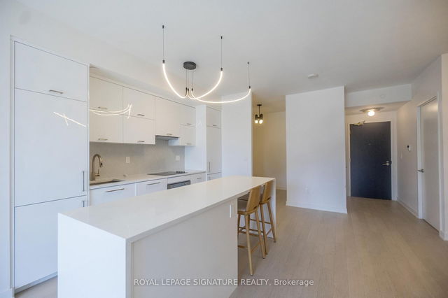 503 - 106 Dovercourt Road
