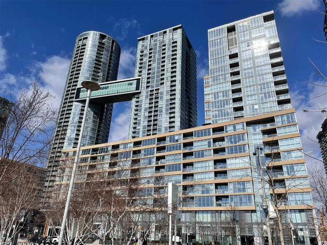 511 - 10 Capreol Court