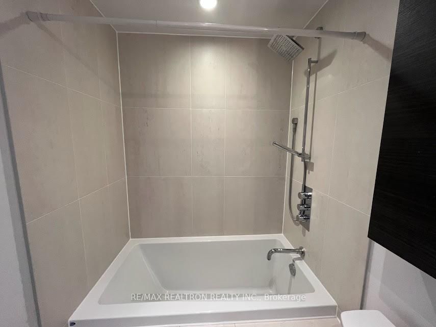 5 St Joseph Avenue, Unit 3101 - Photo 12