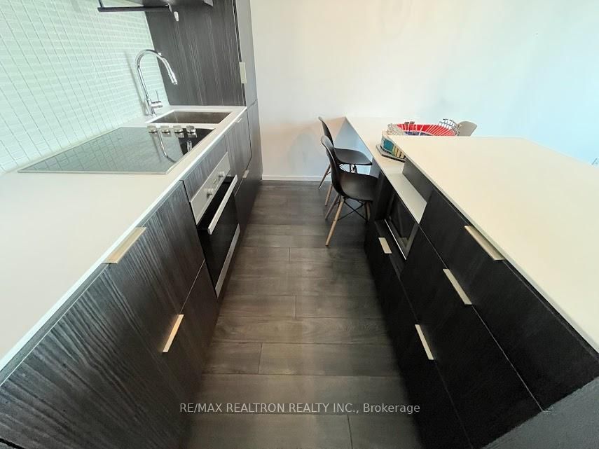 5 St Joseph Avenue, Unit 3101 - Photo 17